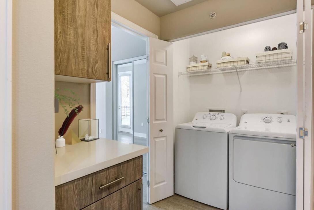 Woodland Hills Luxury Apt 2 Bed Ca Los Angeles Buitenkant foto