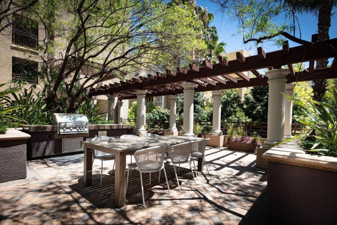 Woodland Hills Luxury Apt 2 Bed Ca Los Angeles Buitenkant foto